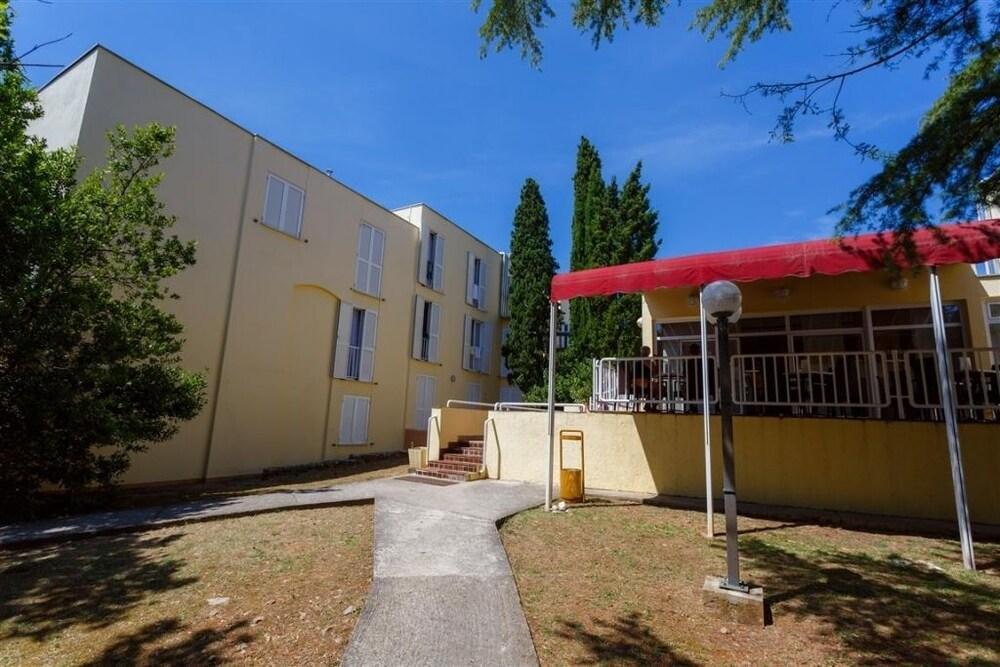 Villa Lovorka - Hotel Resort Drazica Krk Town Zewnętrze zdjęcie