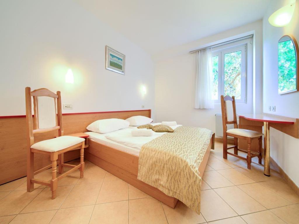 Villa Lovorka - Hotel Resort Drazica Krk Town Zewnętrze zdjęcie