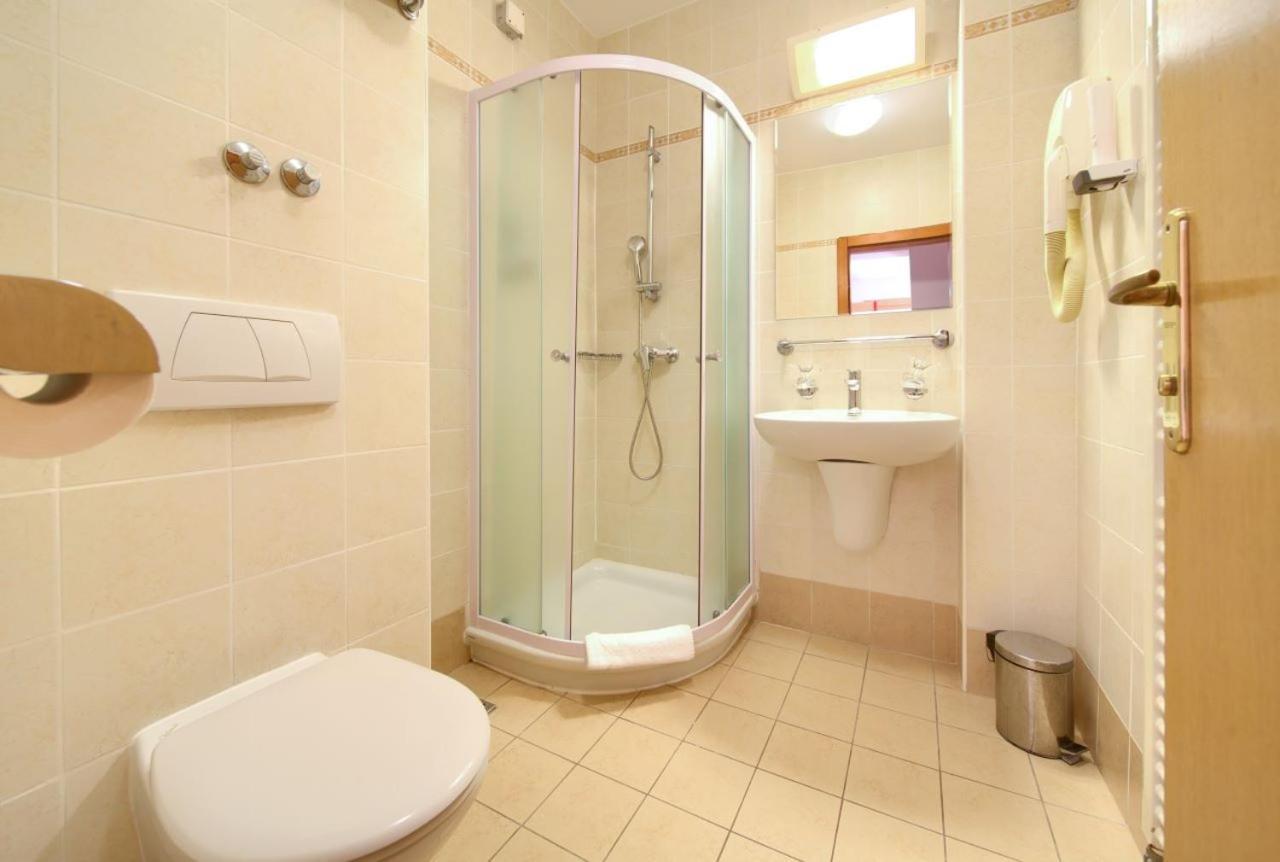 Villa Lovorka - Hotel Resort Drazica Krk Town Zewnętrze zdjęcie
